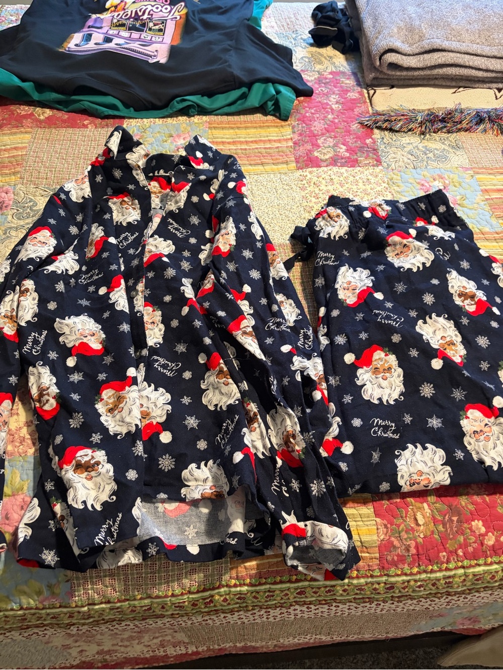 Old Navy Navy Santa Print Women's Pajama Set